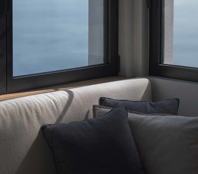 Raw elegance, where land meets sea