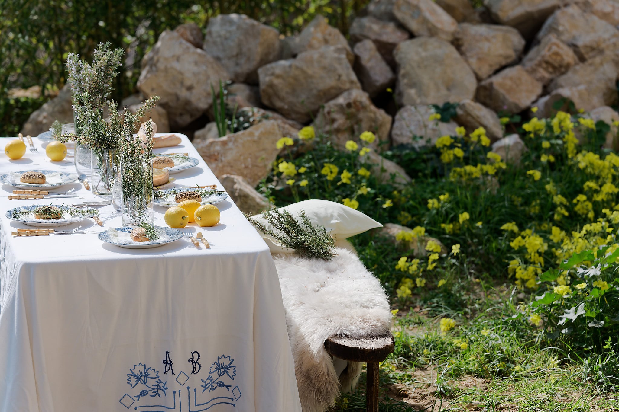 easygoing attitude mediterranean easter table styling