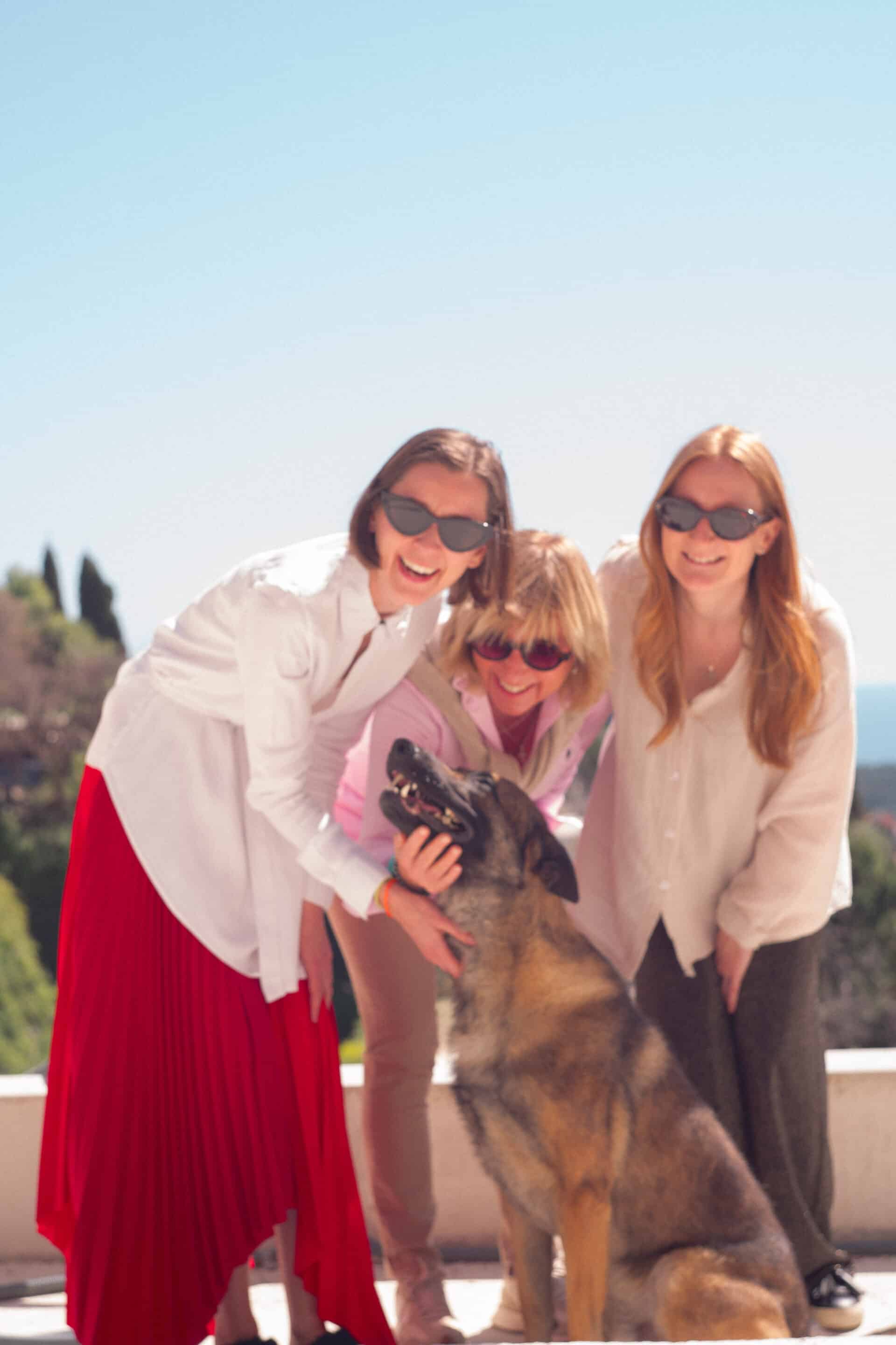 warm easter lunch outdoor relaxed atmosphere riviera lifestyle